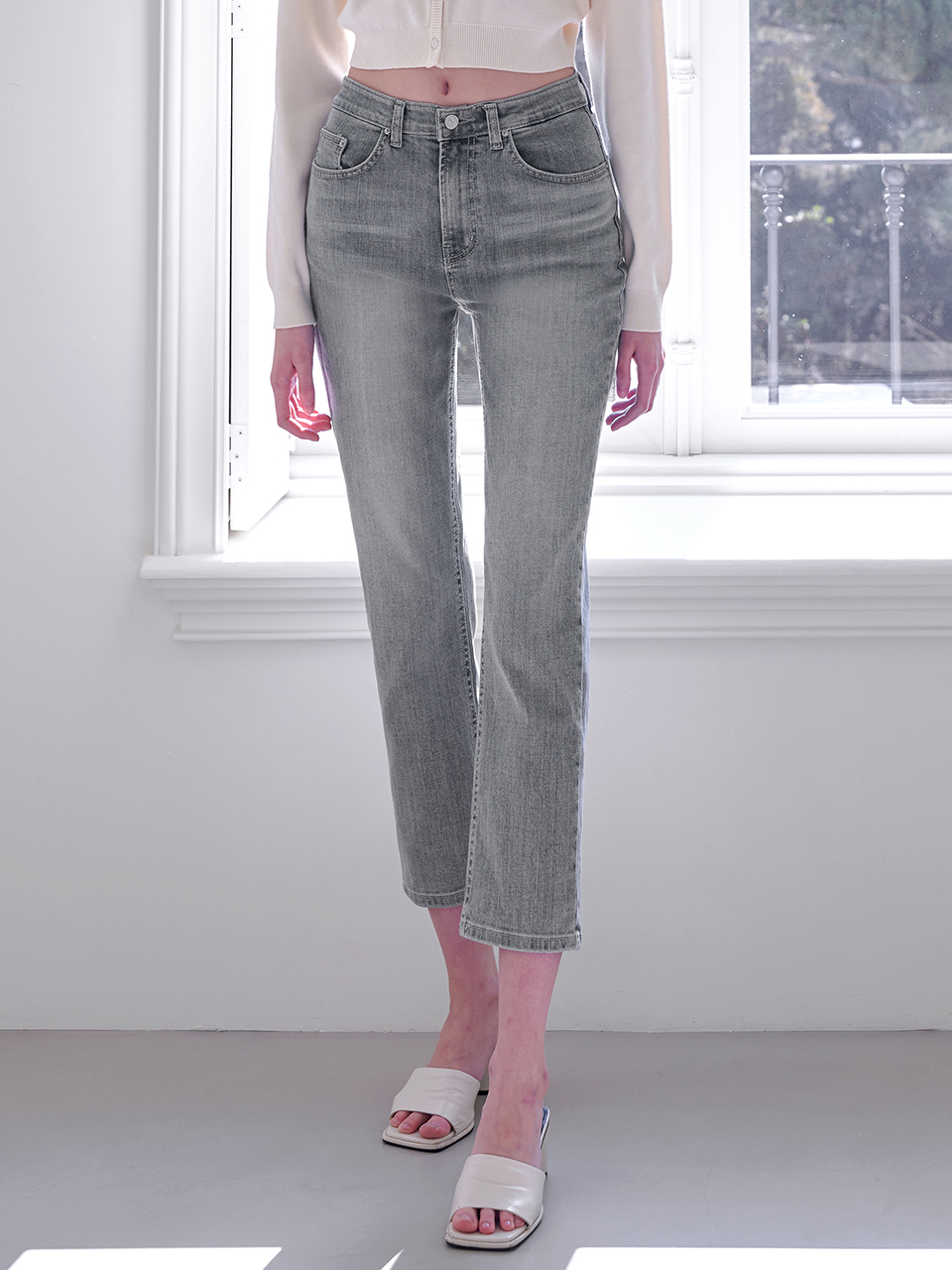 [STRAIGHT] Smog Jeans